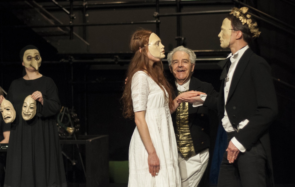 Leonce und Lena Theater tribühne Stuttgart Leonce und Lena Theater tribühne Stuttgart
